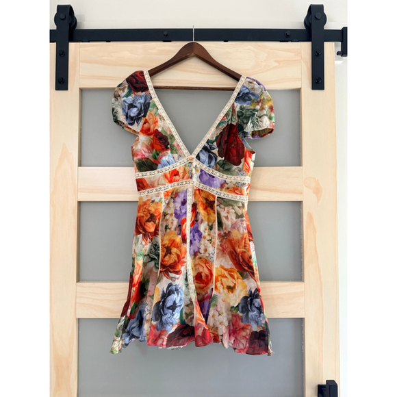 Alice + Olivia Floral Lace Trim Puff Sleeve Mini Dress NWT Size 6 - Picture 2 of 12